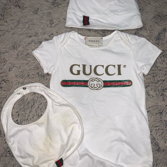 gucci baby sets